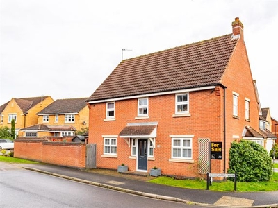 Detached house for sale in Woodward View, Scunthorpe DN16