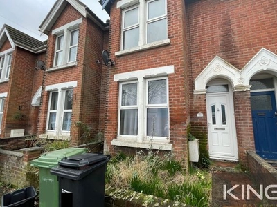 Detached house to rent in Barton Road, Fair Oak, Eastleigh SO50