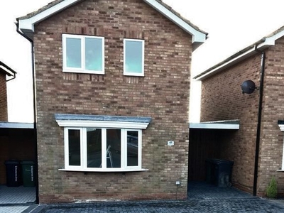 Detached house to rent in Chesterton Drive, Nuneaton, Warwickshire CV10