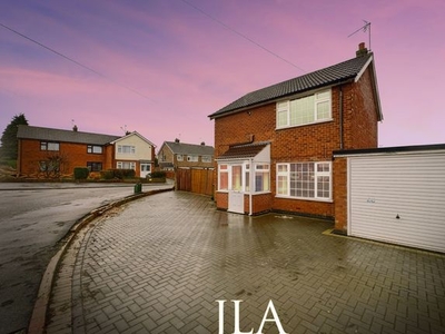 Detached house to rent in Coniston Crescent, Loughborough LE11