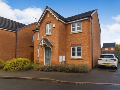 Detached house to rent in Thorncroft Avenue, Tyldesley M29