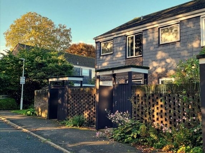 End terrace house to rent in Edinburgh Gardens, Windsor, Berkshire SL4
