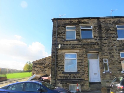 End terrace house to rent in Lustre Street, Keighley BD21