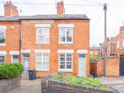 End terrace house to rent in Seymour Road, Leicester LE2