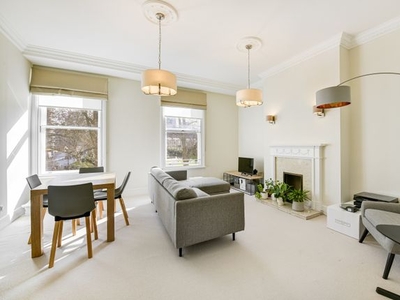 Flat for sale in Salisbury House, 3 Drummond Gate SW1V