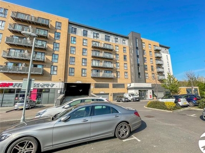 Flat to rent in Clydesdale Way, Belvedere DA17