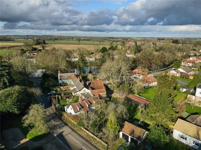 Hunstead Lane, Brooke, Norwich, Norfolk, NR15 3 bedroom house in Brooke