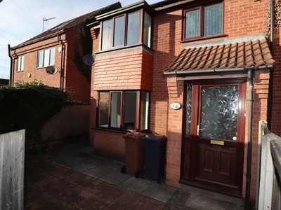 Mews house to rent in Cecil Mews, Lincoln LN1
