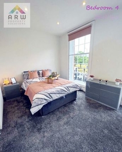 Room to rent in Room 4, 27 Seymour Terrace, Seymour Street, Liverpool, Merseyside L3