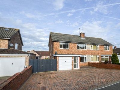 Semi-detached house to rent in Kenilworth Lawns, Lawns, Swindon SN3