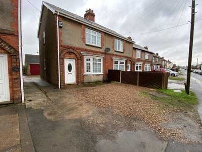 Semi-detached house to rent in Northlands Road, Scunthorpe DN15