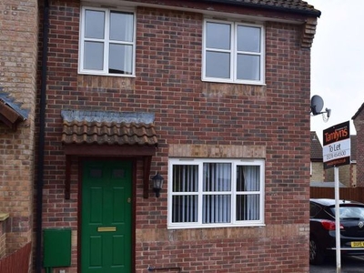 Semi-detached house to rent in Potterton Close, Bridgwater TA6