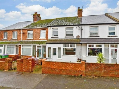 Terraced house to rent in Greenfield Road, Folkestone, Kent CT19