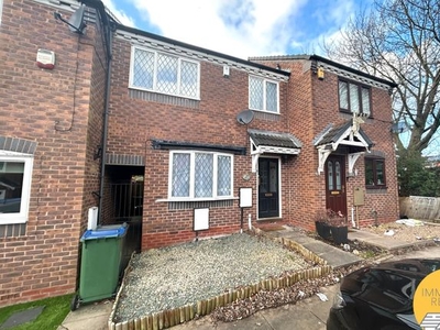 Terraced house to rent in Mistletoe Drive, Walsall WS5