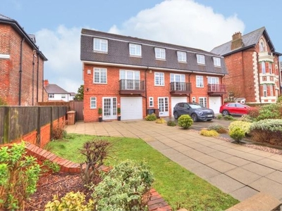 Town house for sale in Abbotsford Road, Blundellsands, Liverpool L23