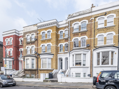 1 bedroom property for sale in Victoria Road, London, NW6