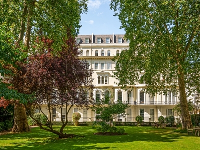 1 bedroom property to let in Kensington Garden Square London W2