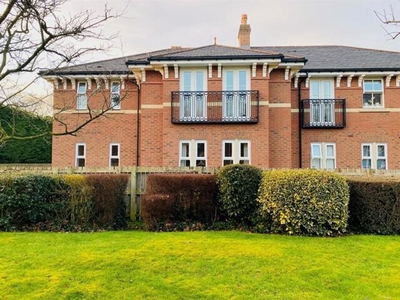 2 Bedroom Shared Living/roommate Upton Cheshire