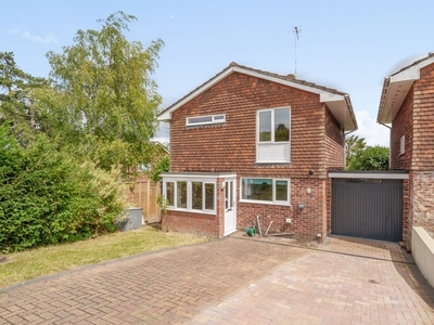 3 bedroom property to let in Amport Close Winchester SO22