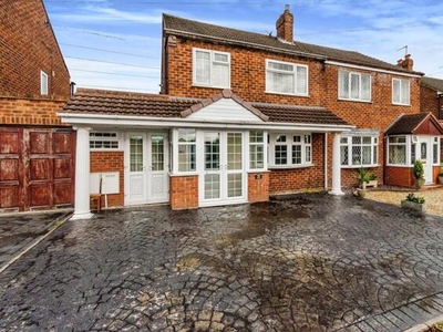 3 Bedroom Semi-detached House For Sale In Wolverhampton, West Midlands