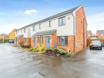 3 Bedroom Semi-detached House For Sale In Wootton, Bedford