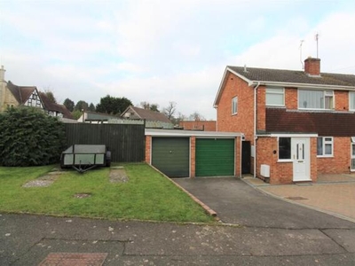 3 Bedroom Terraced House For Sale In Gloucester, Gloucestershire