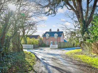 4 Bedroom Detached House For Sale In Eastergate, Chichester