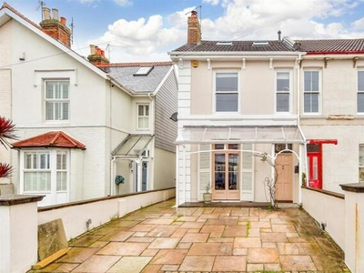 4 Bedroom House Southsea Hampshire
