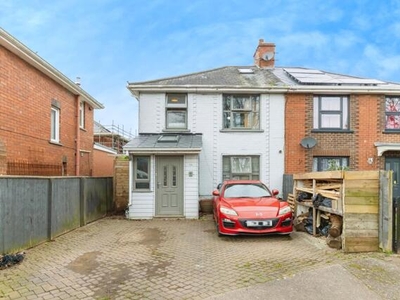 4 Bedroom Semi-detached House For Sale In Exeter