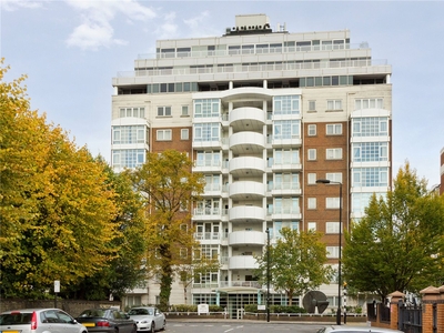 Abbey Road, London, NW8 2 bedroom flat/apartment in London