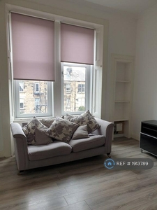 1 bedroom flat for rent in Marywood Square, Glasgow, G41