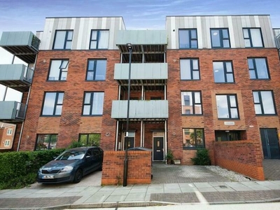 1 bedroom flat for sale Crews Hill, EN1 4BP