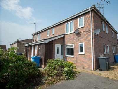 1 bedroom semi-detached house for rent in Broadley Close, Hull, East Riding Of Yorkshire, HU9