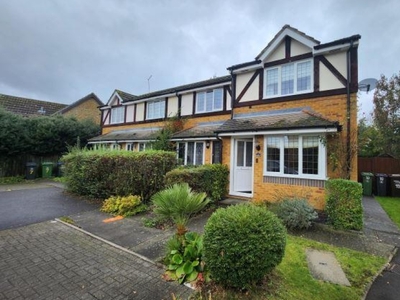 2 Bed House To Rent in West End, Surrey, GU24 - 664