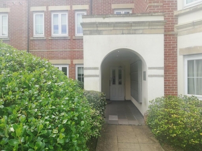 2 bedroom apartment for rent in The Cloisters, London Road, GU1