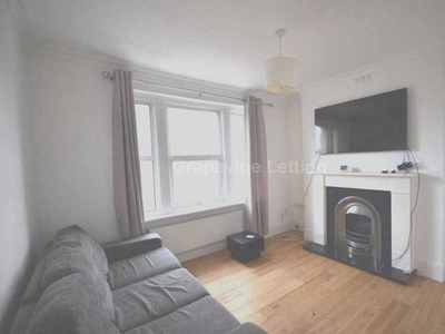 2 bedroom apartment to rent London, SW9 8SG