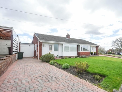 2 bedroom bungalow for sale in Eden Close, Chapel House, Newcastle Upon Tyne, NE5