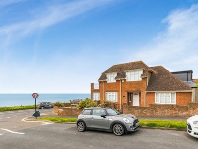 2 bedroom detached house for sale in Marine Drive, Rottingdean, Brighton, BN2