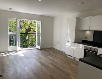 2 bedroom flat for sale Brentwood, CM15 8DN