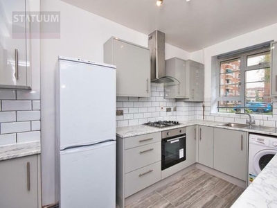 2 bedroom flat to rent London, E9 7RA