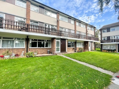 2 bedroom ground floor flat for rent in Exmoor Drive, Worthing, BN13 2JL, BN13
