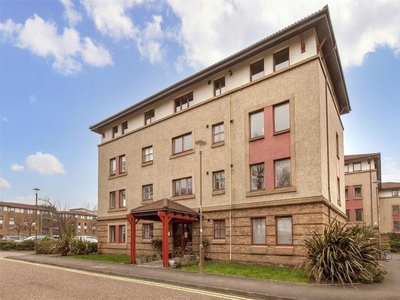 2 bedroom property for rent in North Werber Place, Edinburgh, EH4