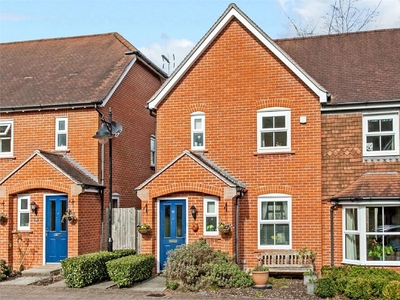 2 bedroom semi-detached house for rent in Twiss Square, Winchester, Hampshire, SO23