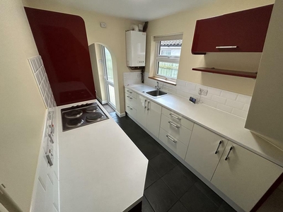 2 bedroom terraced house for rent in Bramford Lane, Ipswich, Suffolk, IP1