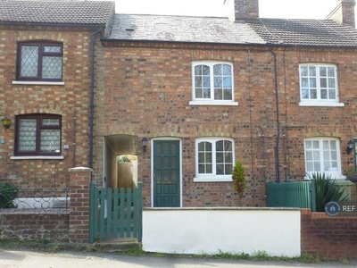 2 bedroom terraced house for rent in Church Road, Milton Keynes, MK17