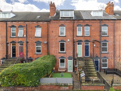 2 bedroom terraced house for sale in Ravenscar Terrace, Leeds, West Yorkshire, LS8