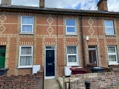 2 bedroom terraced house to rent Reading, RG1 3LB