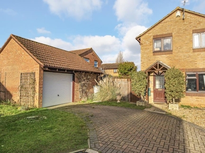 3 Bed House For Sale in Southwold, Bicester, Oxfordshire, OX26 - 4815820