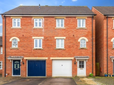3 Bed House For Sale in Swindon, Wiltshire, SN25 - 5332723