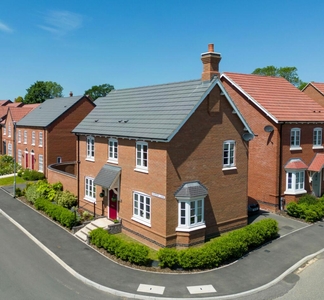 3 bedroom detached house for sale in The Burrows
Off Dee Way
New Lubbesthorpe
Leicestershire
LE19 0LF, LE19